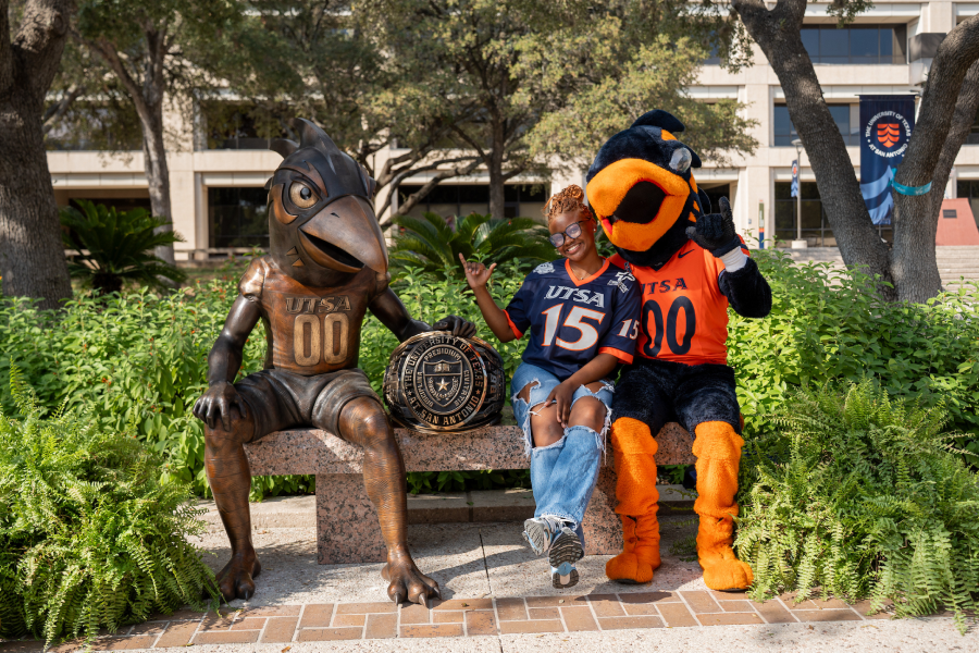 UT San Antonio Ring Statue at Main Campus near the Sombrilla Plaza.